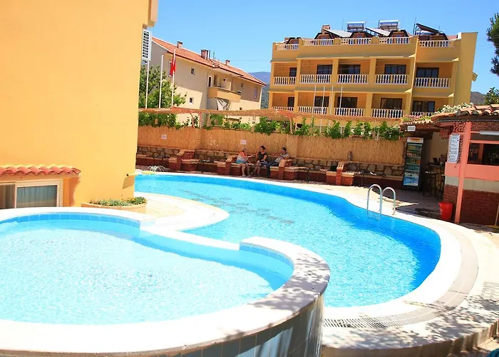 Murat Selcuk Apart Hotel 3*