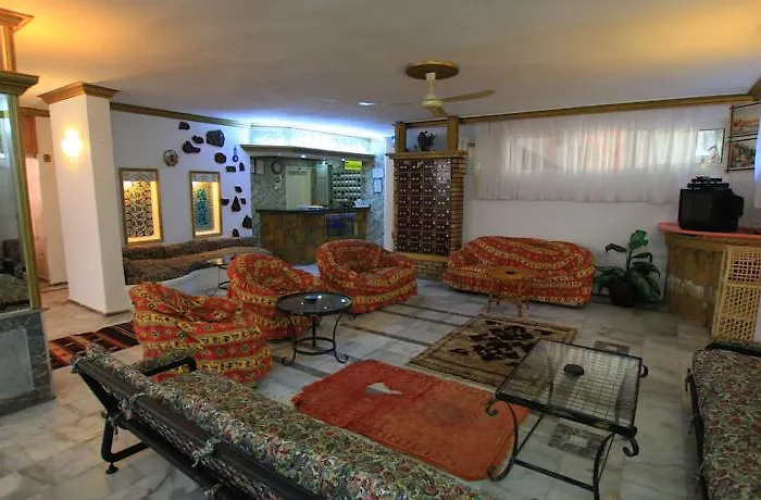 Murat Selcuk Apart Hotel 3* مرمريس